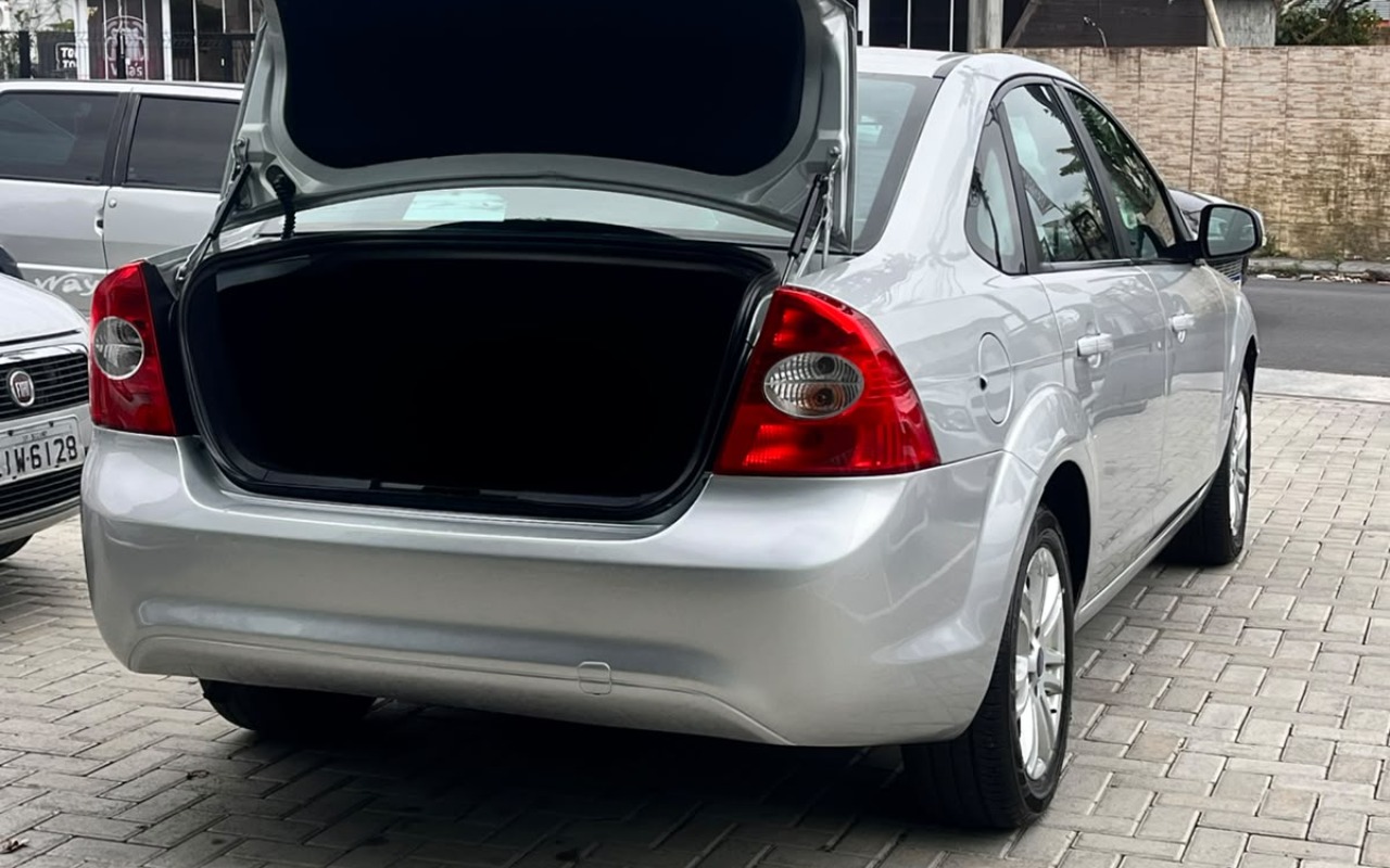 imagem-https://www.socarrao.com.br/sc-vehicle-images-prod/4086912/1790249720653-V2hhdHNBcHAgSW1hZ2UgMjAyNi0wOS0yMyBhdCAxMC4zMi4zMCAoMikuanBlZw.jpeg