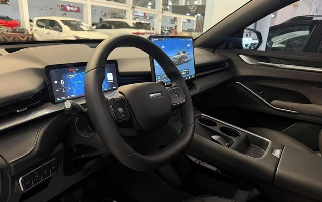 imagem-https://www.socarrao.com.br/sc-vehicle-images-prod/4086942/1792165779394-8505716_14_B_ed90a27516.jpeg