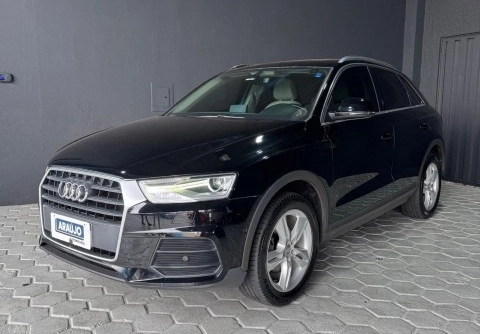 Audi Q3 2018 Preto — foto 1 de 3