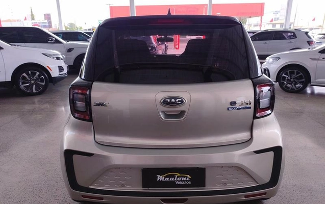 imagem-https://www.socarrao.com.br/sc-vehicle-images-prod/4087102/1791458336968-8505917_5_B_ea6d20f2c9.jpeg