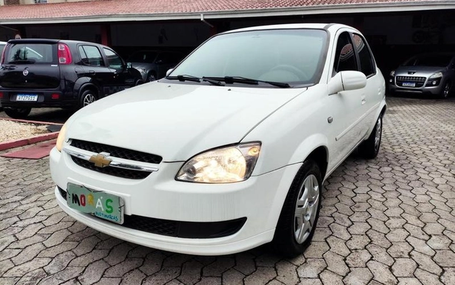 imagem-https://www.socarrao.com.br/sc-vehicle-images-prod/4087179/1790259515746-8300231_15_B_c37f0eae11.jpeg
