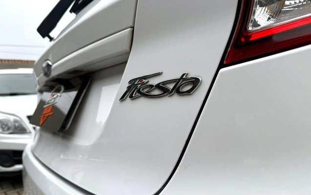 imagem-https://www.socarrao.com.br/sc-vehicle-images-prod/4087226/1790252600843-8501814_6_B_d4feafb9ca.jpeg