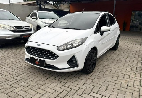 Ford Fiesta 2018 Branco — foto 1 de 3