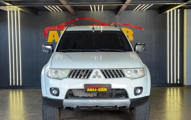 imagem-https://www.socarrao.com.br/sc-vehicle-images-prod/4087250/1790252669061-8061936_2_B_c38a99869a.jpeg