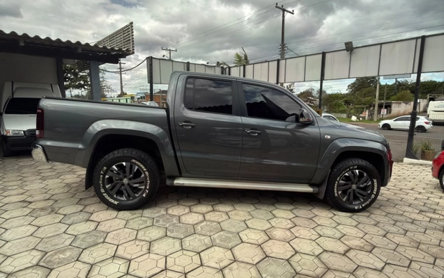 imagem-https://www.socarrao.com.br/sc-vehicle-images-prod/4087282/1790252778404-mIWtHMxZH1iUizn0DeD04iD8HeeaqbP3.jpg