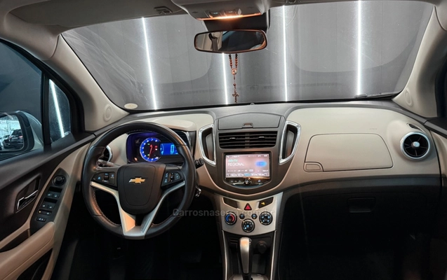 imagem-https://www.socarrao.com.br/sc-vehicle-images-prod/4087312/1790252851182-08c1c2ac6da01b1146157a3d212f8b0a_big.jpeg