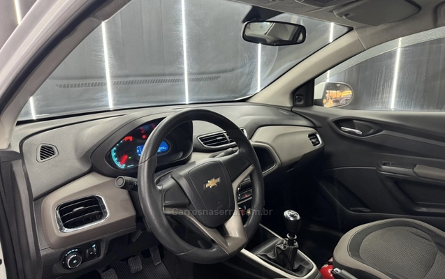 imagem-https://www.socarrao.com.br/sc-vehicle-images-prod/4087322/1790252855432-97fdd505c9532e064c8853c4cfb18469_big.jpeg