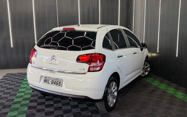 imagem-https://www.socarrao.com.br/sc-vehicle-images-prod/4087328/1790252858988-47d6c498c659d451c4e331ba575e626c_big.jpeg