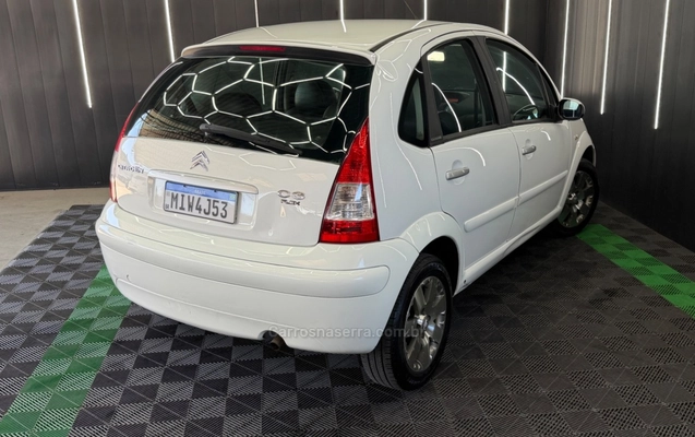 imagem-https://www.socarrao.com.br/sc-vehicle-images-prod/4087330/1790252859631-76de7f669e20e305e953a8aff111c75e_big.jpeg