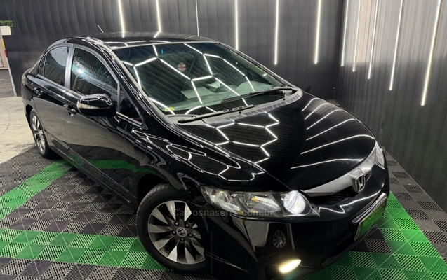 imagem-https://www.socarrao.com.br/sc-vehicle-images-prod/4087343/1790252867344-87761a2d2ac2e75cc09ec6df30e833fd_big.jpeg