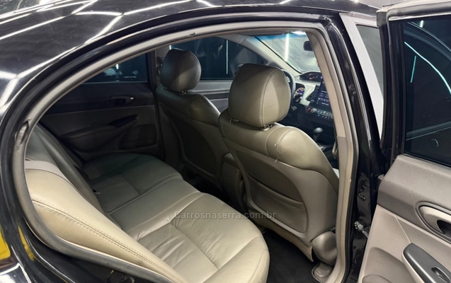 imagem-https://www.socarrao.com.br/sc-vehicle-images-prod/4087343/1790252867351-bce6bfa7f204e6e81ac4acd7576cfa10_big.jpeg