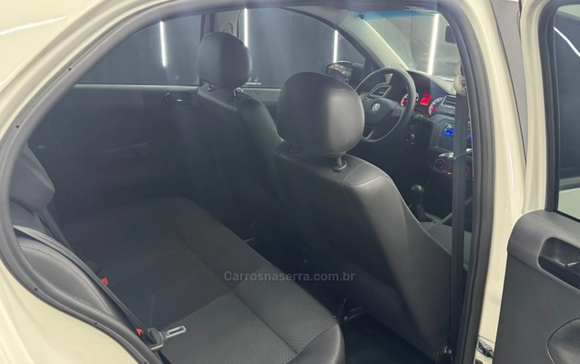 imagem-https://www.socarrao.com.br/sc-vehicle-images-prod/4087384/1790252892993-2840b4dd5dcfc930090f07f57200cf2a_big.jpeg