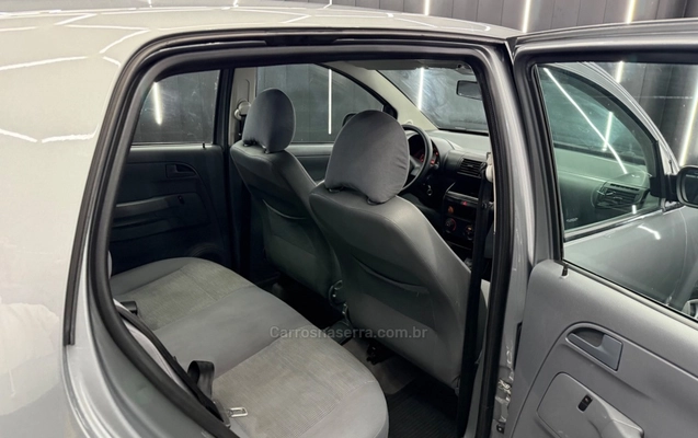 imagem-https://www.socarrao.com.br/sc-vehicle-images-prod/4087385/1790252893801-f1753f2b1031f96dfe02d45f61c5ad4c_big.jpeg