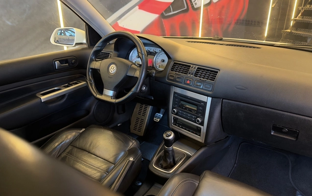 imagem-https://www.socarrao.com.br/sc-vehicle-images-prod/4087617/1790253509321-7df7c88c-cea7-4939-b0e6-74fd7a63456f.jpg
