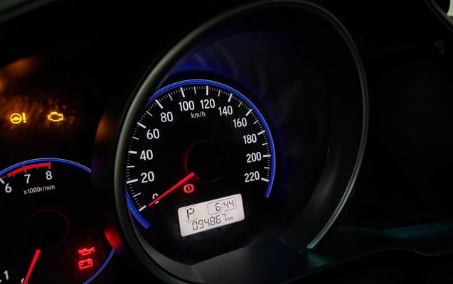imagem-https://www.socarrao.com.br/sc-vehicle-images-prod/4088092/1790254172014-003_75481e1fe745ca213dc67d81b6ddd44c.jpg