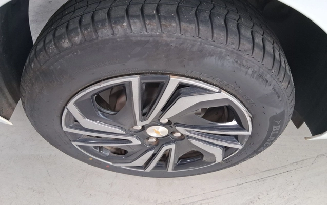 imagem-https://www.socarrao.com.br/sc-vehicle-images-prod/4088106/1790254178896-1_094937.jpg