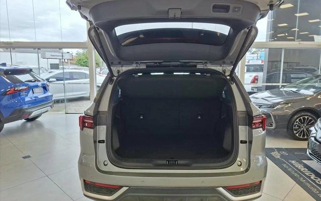 imagem-https://www.socarrao.com.br/sc-vehicle-images-prod/4088117/1790363148086-05c7ef4d-7e74-47fb-b0ad-7c41ba05cec620260924101758.jpeg