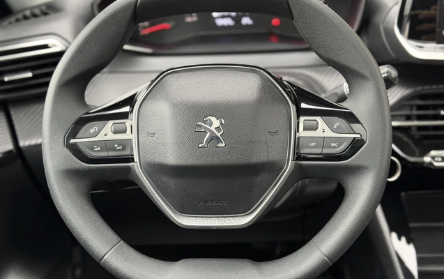 imagem-https://www.socarrao.com.br/sc-vehicle-images-prod/4088150/1790254249661-003_4536d00b68241aa365b85d80b53c4bf7.jpg