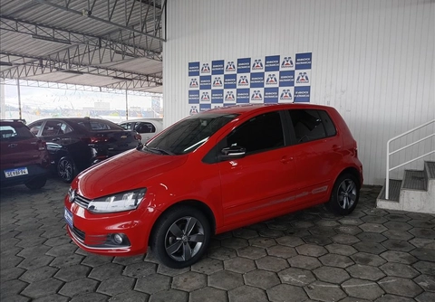 Volkswagen Fox 2020 Vermelho — foto 1 de 3