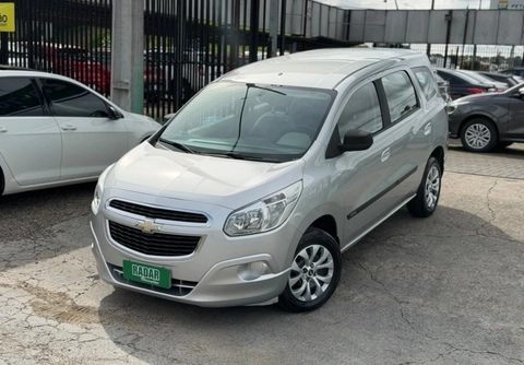 Chevrolet Spin 2015 Prata — foto 1 de 3