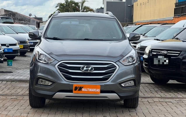imagem-https://www.socarrao.com.br/sc-vehicle-images-prod/4088246/1790254451646-V2hhdHNBcHAgSW1hZ2UgMjAyNi0wOS0yMiBhdCAxNy4xMC4xOSAoMSkuanBlZw.jpeg