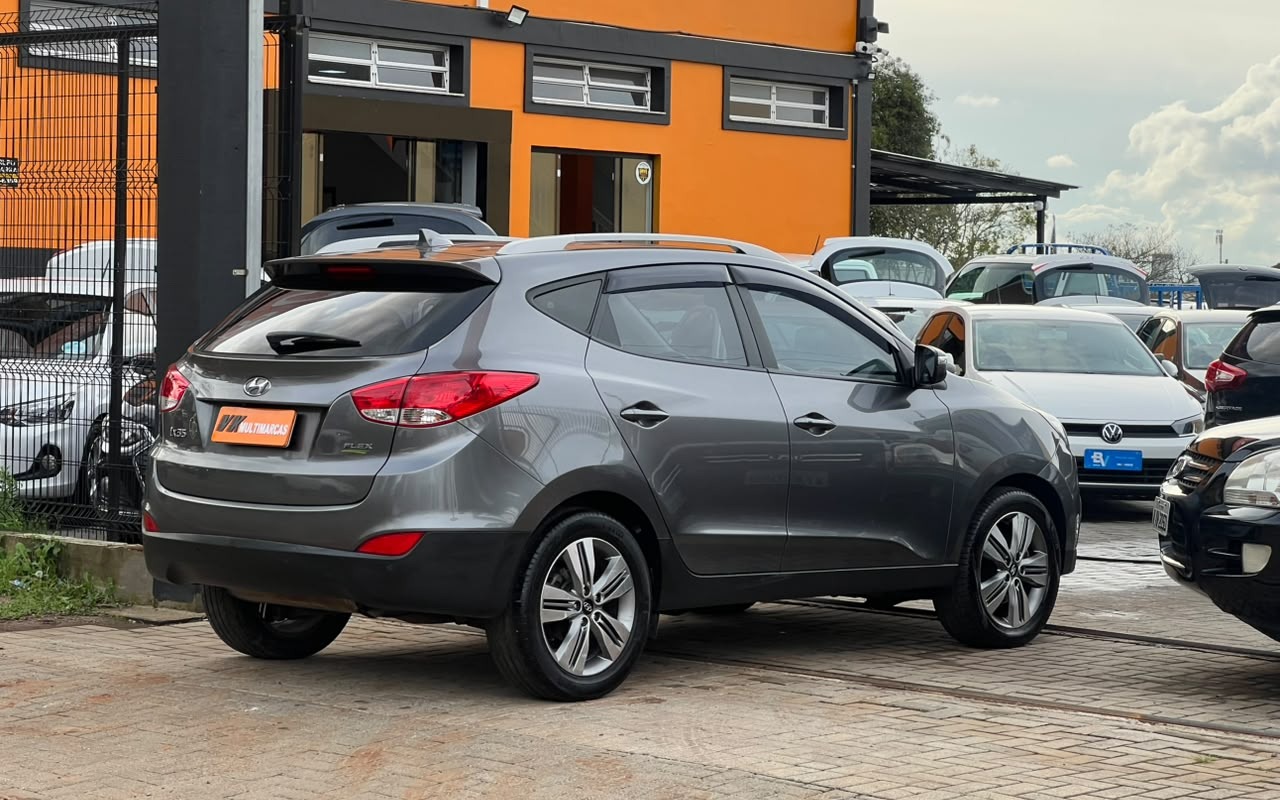 imagem-https://www.socarrao.com.br/sc-vehicle-images-prod/4088246/1790254453593-V2hhdHNBcHAgSW1hZ2UgMjAyNi0wOS0yMiBhdCAxNy4xMC4yMCAoMSkuanBlZw.jpeg