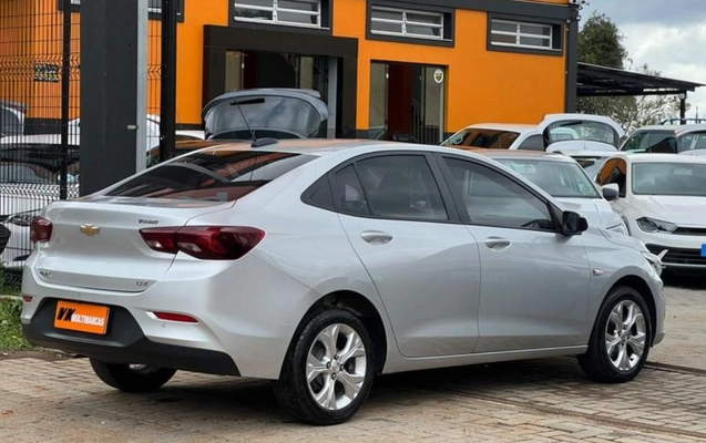 imagem-https://www.socarrao.com.br/sc-vehicle-images-prod/4088459/1790254828878-ODUwMjEyM18xX0JfYmU5OTgzZWMyMi5qcGVn.jpeg