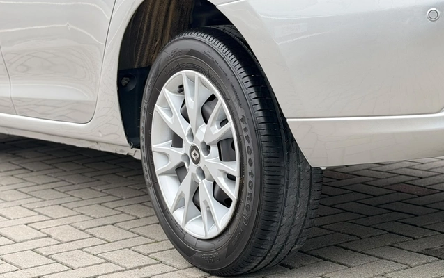 imagem-https://www.socarrao.com.br/sc-vehicle-images-prod/4088510/1790255031599-003_7ef24faef3cb59d390eaa4472142cd3c.jpg