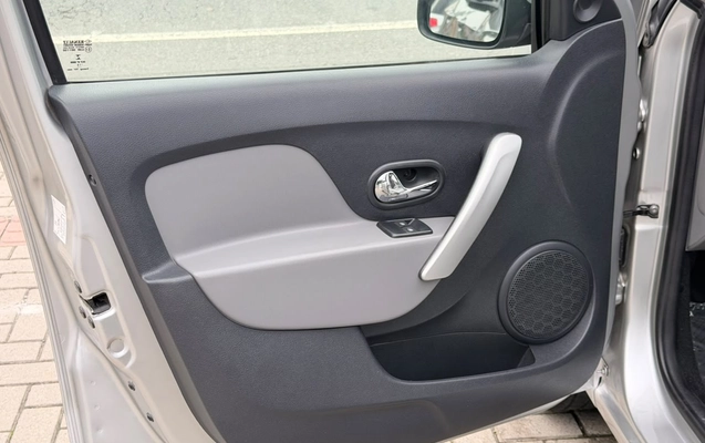 imagem-https://www.socarrao.com.br/sc-vehicle-images-prod/4088510/1790255031604-003_6fa190095efcdb60a898643ee4abf7db.jpg