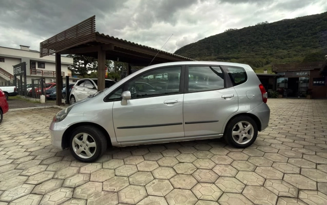 imagem-https://www.socarrao.com.br/sc-vehicle-images-prod/4088647/1790255408915-A3sw86ESPjclCEqmhaxsFBq35fMI6Oc3.jpg
