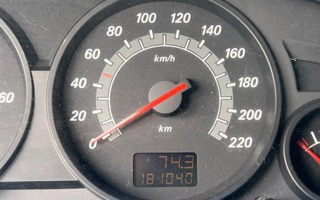 imagem-https://www.socarrao.com.br/sc-vehicle-images-prod/4088678/1790255455925-ODUwMTI0Nl8wX0JfMTlmMWIyZDMzZi5qcGVn.jpeg