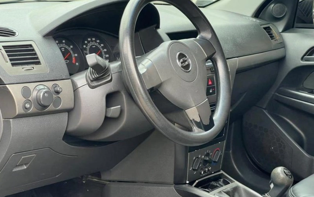 imagem-https://www.socarrao.com.br/sc-vehicle-images-prod/4088678/1790255456047-ODUwMTI0Nl81X0JfYmFmNDkwZGFkMS5qcGVn.jpeg
