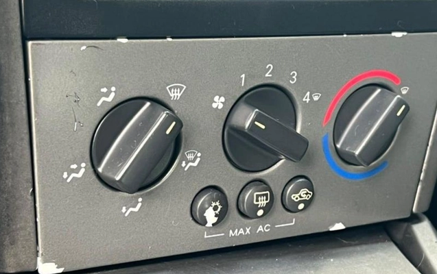 imagem-https://www.socarrao.com.br/sc-vehicle-images-prod/4088678/1790255456604-ODUwMTI0Nl84X0JfMjQ0OWE2NTExMS5qcGVn.jpeg