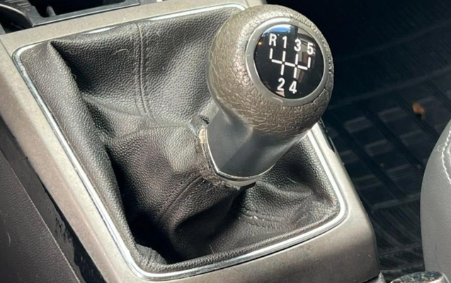 imagem-https://www.socarrao.com.br/sc-vehicle-images-prod/4088678/1790255456769-ODUwMTI0Nl80X0JfMjhmNTIwNjkxZS5qcGVn.jpeg