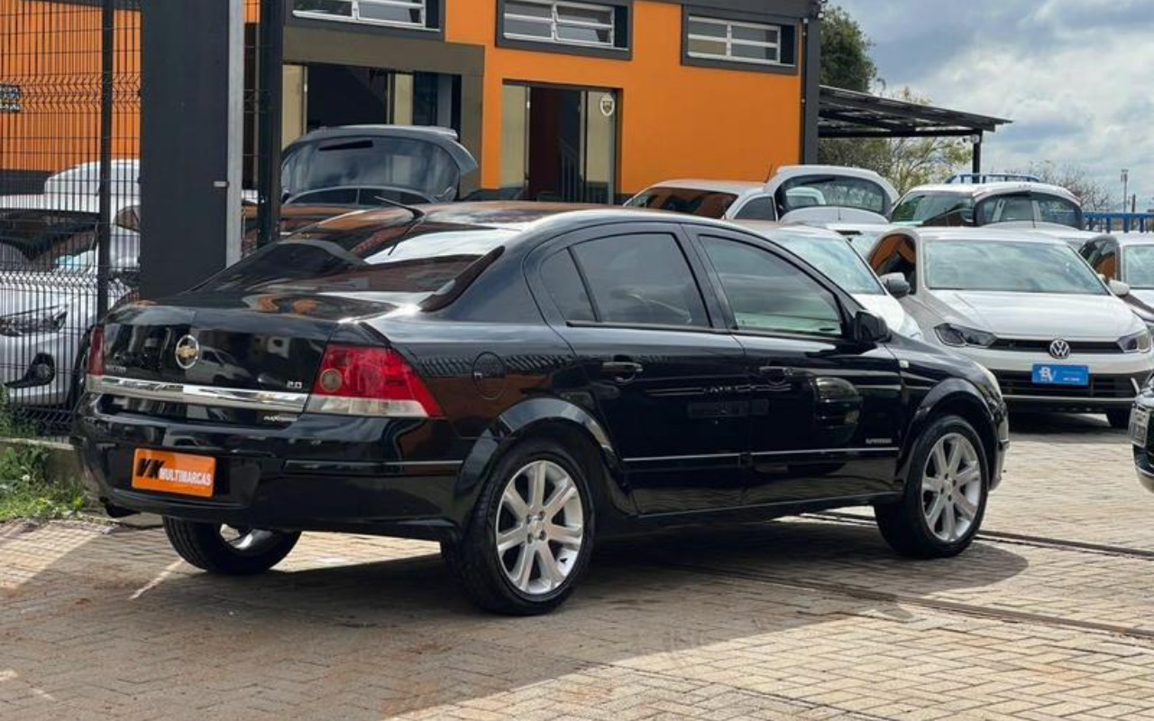 imagem-https://www.socarrao.com.br/sc-vehicle-images-prod/4088678/1790255457436-ODUwMTI0Nl8xNF9CXzVjNzkyM2U3YWMuanBlZw.jpeg