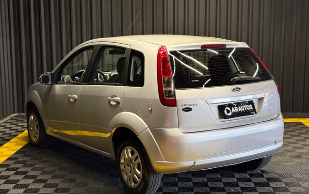 imagem-https://www.socarrao.com.br/sc-vehicle-images-prod/4088796/1790340597400-gb-296a6d6.jpeg