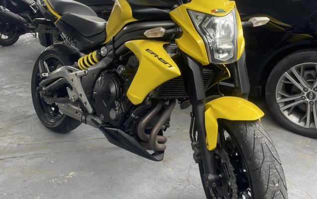 imagem-https://www.socarrao.com.br/sc-vehicle-images-prod/4088884/1790255816331-HlfNb5uoLzhhBvFnsE8jfkQ10SHcE63k.jpg