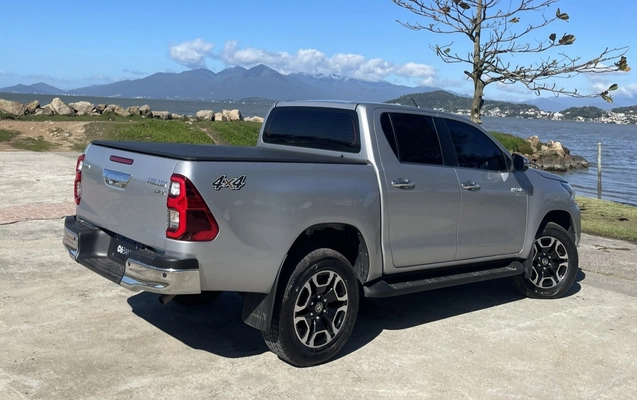 imagem-https://www.socarrao.com.br/sc-vehicle-images-prod/4088906/1790255914305-FXXL8obd3rsHWFWpTnQaYGAIFyBPpbKR.jpg