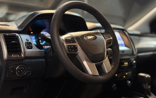 imagem-https://www.socarrao.com.br/sc-vehicle-images-prod/4088926/1790255939510-1_101551.jpg