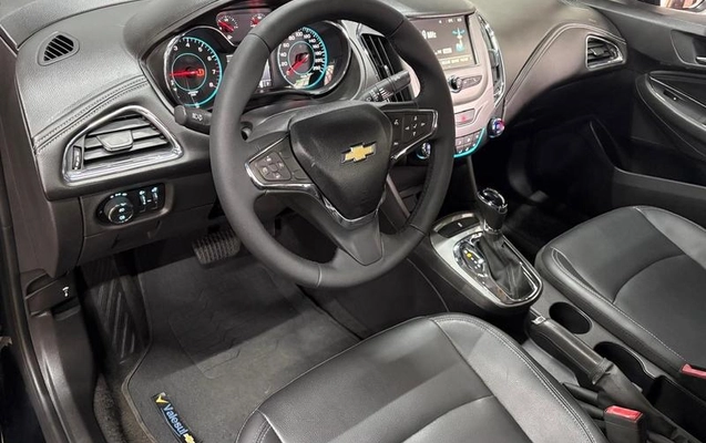 imagem-https://www.socarrao.com.br/sc-vehicle-images-prod/4088963/1790255996953-8476010_9_B_490fad8866.jpeg