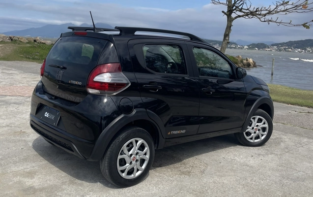 imagem-https://www.socarrao.com.br/sc-vehicle-images-prod/4088977/1790255993455-RNeVqbIrFxDtydgws5wVVbLscZCP0FzJ.jpg
