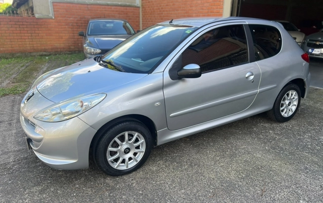 imagem-https://www.socarrao.com.br/sc-vehicle-images-prod/4088995/1790256008894-FnM6rjvdvdxQI8aPtDv4SS1ab10mKVo8.jpg
