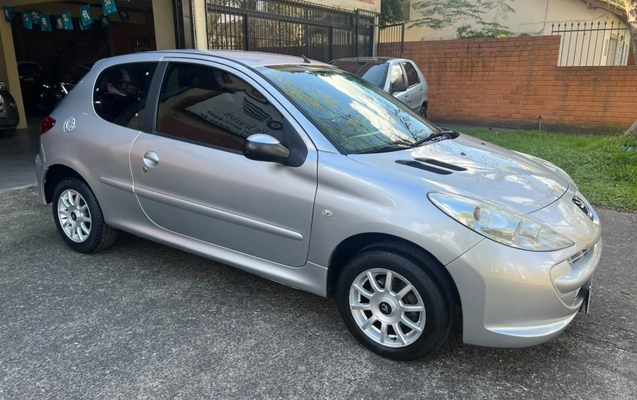 imagem-https://www.socarrao.com.br/sc-vehicle-images-prod/4088995/1790256008907-nqJtR3pKkkTVoQjhCfVDgOyH88ieOEGL.jpg