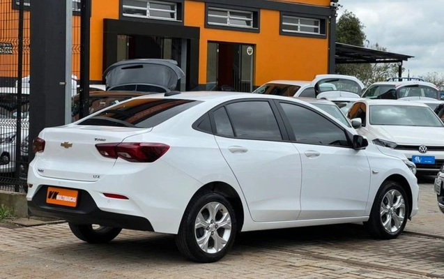 imagem-https://www.socarrao.com.br/sc-vehicle-images-prod/4089024/1790256072349-ODUwMTk3OV84X0JfNjZhZTk1ZWU0MS5qcGVn.jpeg
