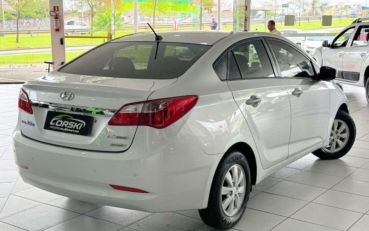 imagem-https://www.socarrao.com.br/sc-vehicle-images-prod/4089152/1790256288143-ZTllMDY1ZjAtOWRkYS00ZGZmLWJhNjgtNWI3Njk0YmQ0YTAzLmpwZWc.jpeg
