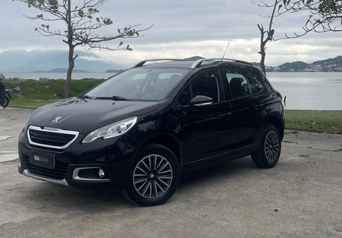 Peugeot 2008 2019 Preto — foto 1 de 3