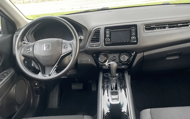 imagem-https://www.socarrao.com.br/sc-vehicle-images-prod/4089158/1790256368507-tE5eZLYJUStHiRjLkWrNDDGPd097uJ3S.jpg