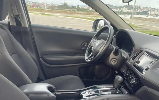 imagem-https://www.socarrao.com.br/sc-vehicle-images-prod/4089158/1790256368508-Ah38RRqEdTbXWNPSEZf85kA0gXONNH7g.jpg
