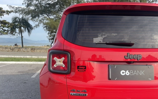imagem-https://www.socarrao.com.br/sc-vehicle-images-prod/4089177/1790256418769-AlhKxOPk8gEC76LaRXuIwWYlvXzEiu9G.jpg