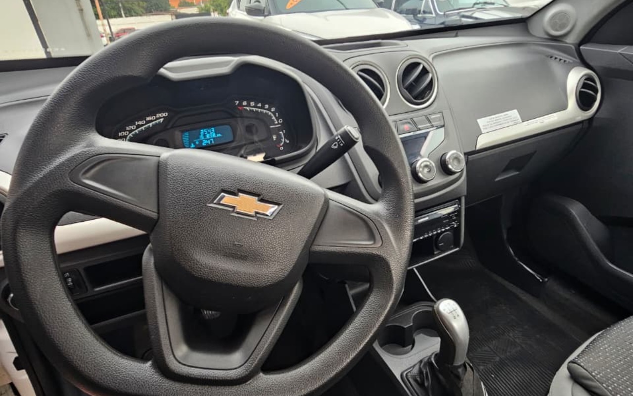 imagem-https://www.socarrao.com.br/sc-vehicle-images-prod/4089215/1790256494882-NDBkYzk2OGItMGY5NS00NjMwLTgzMDUtZDBhZTY4ZTQ5Y2VhLmpwZw.jpg